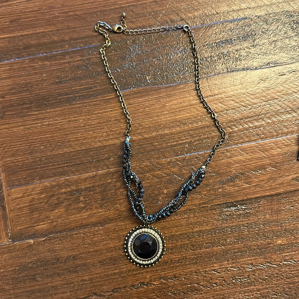 Pendant short Necklace